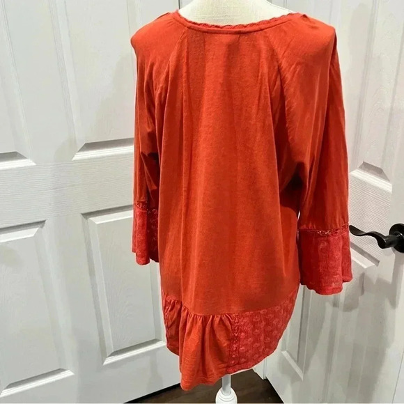 Style and Co XXL Button front long bell sleeve blouse shirt w lace overlay - Picture 2 of 8